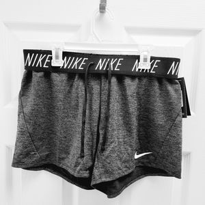 NIKE ATHLETIC SHORTS SMALL